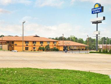 Days Inn & Suites By Wyndham Marshall Εξωτερικό φωτογραφία
